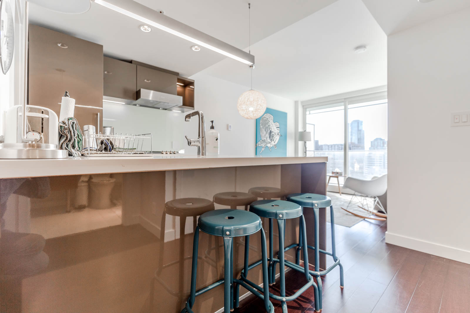Kitchen with wet bar at Downtown Vancouver condo rental managed by Birds Nest Properties.