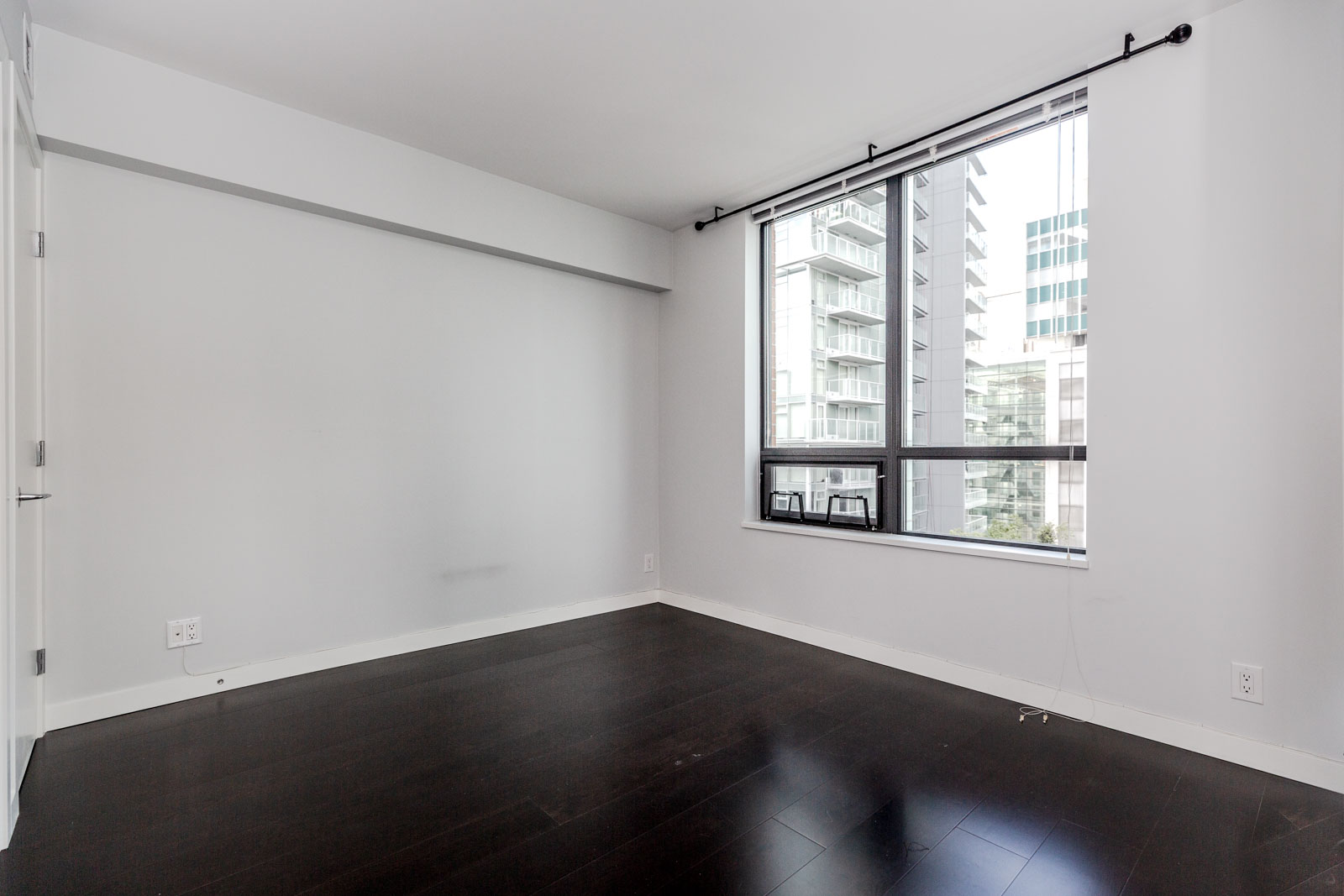 Bedroom inside 788 Richards St Rental Home Listed By Birds Nest Properties