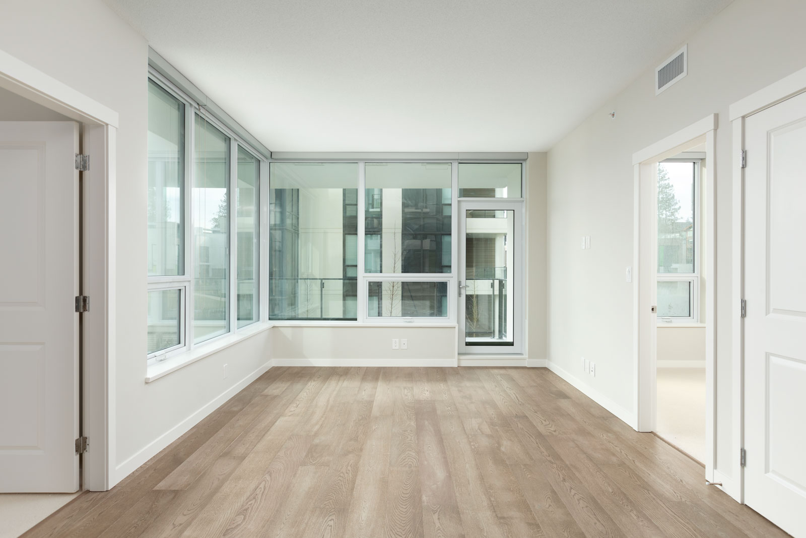 Bedroom with panoramic view in Vancouver luxury rental condo.