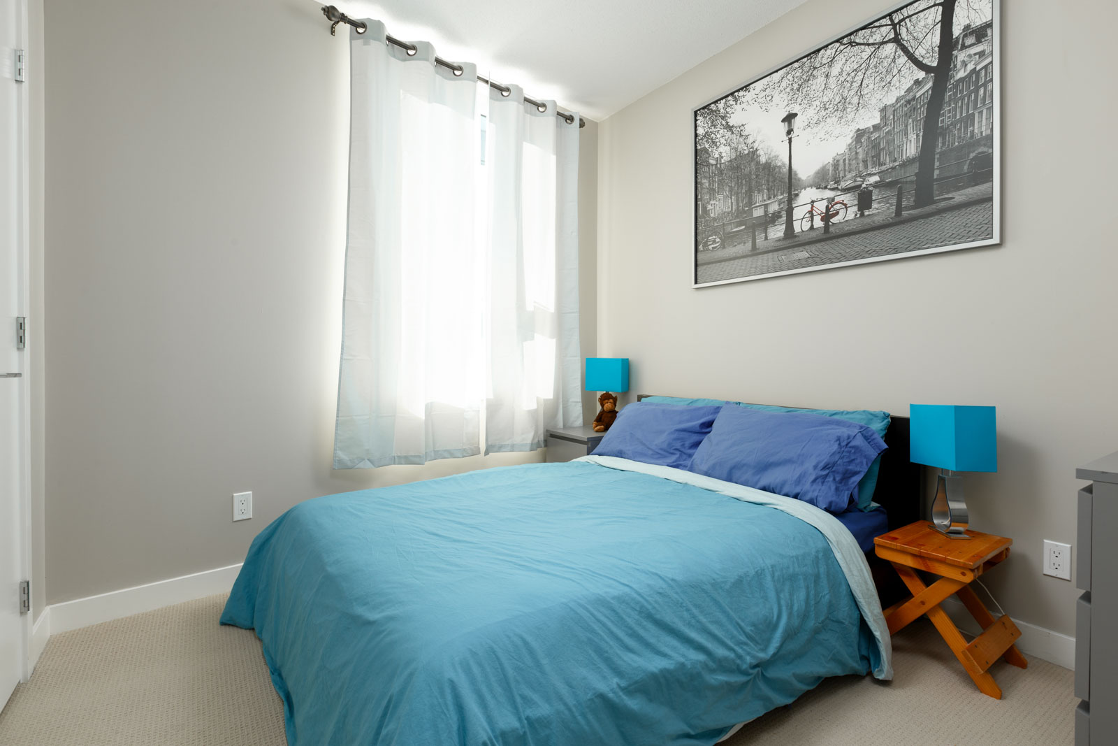 Vancouver rental condo bedroom.
