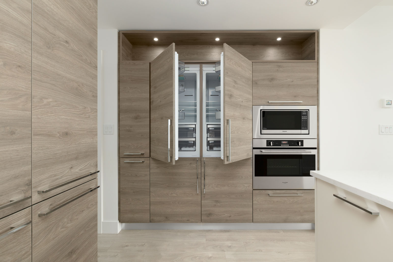 kitchen in rental condo at Kings Crossing I in the Metrotown neighbourhood of Burnaby