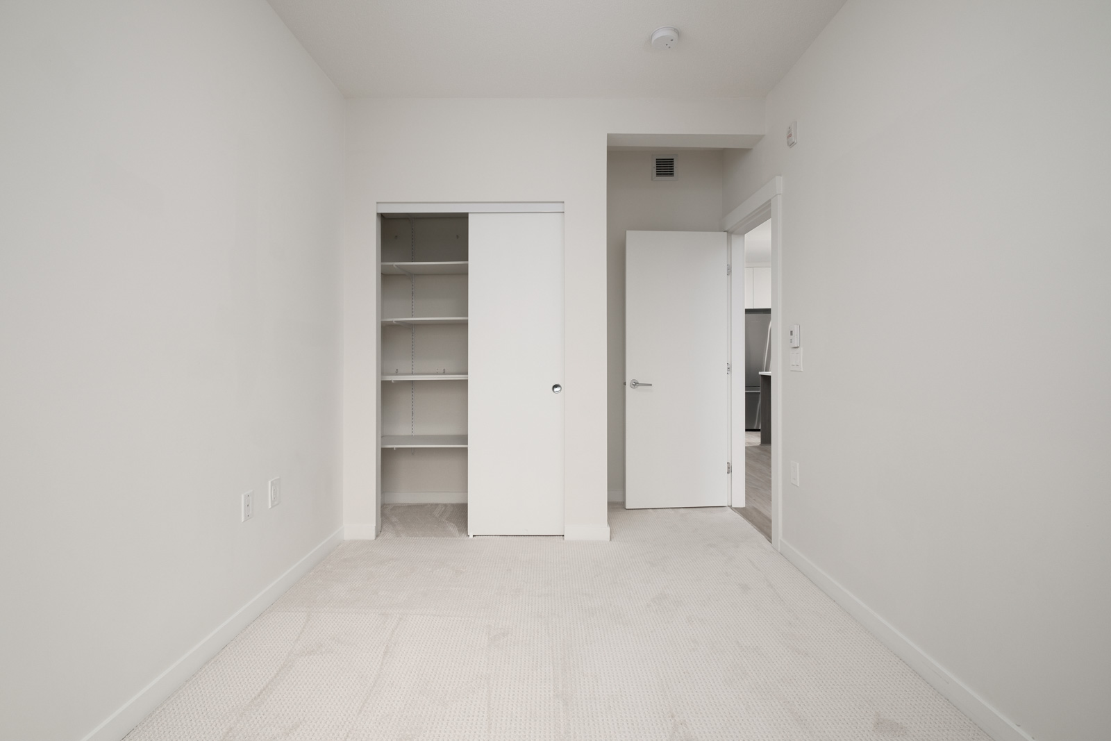 walk in closet in rental condo at Kindred Moodyville in the Lonsdale neighbourhood of North Vancouver
