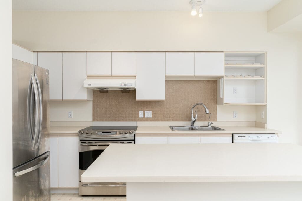 kitchen in rental house in the East Cambie neighbourhood of Richmond