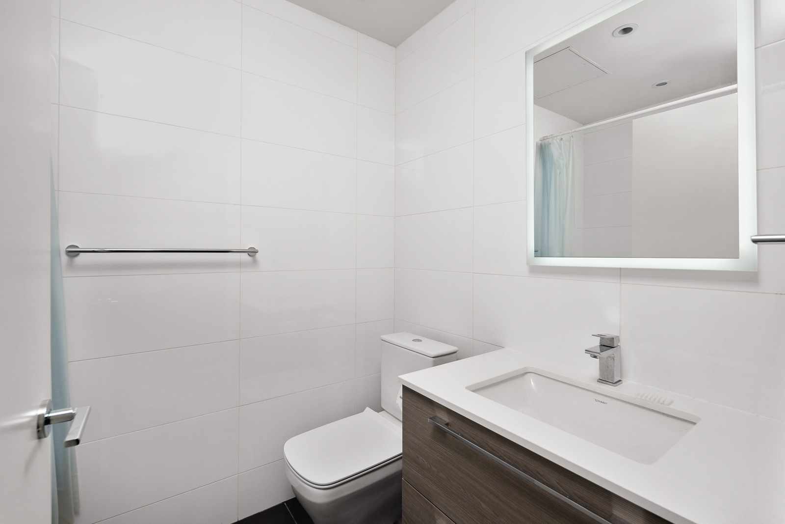 second bathroom with standing shower